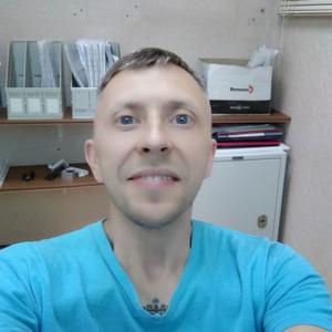 Парни в Ижевске: Павел, 46 - ищет девушку из Ижевска