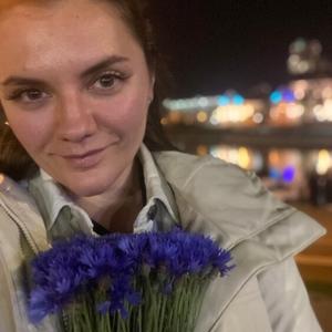 Девушки в Волгограде: Мари, 35 - ищет парня из Волгограда