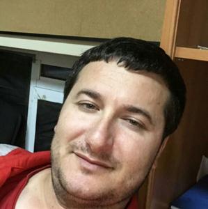 Андрей, 36 лет, Губаха