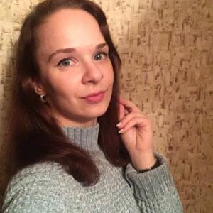 Девушки в Томске: Юлия, 32 - ищет парня из Томска