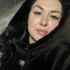 Нина, 32 года, Москва