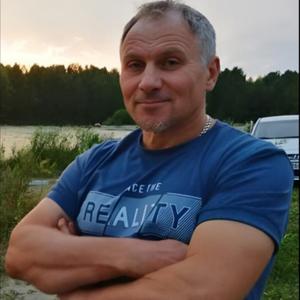Олег, 55 лет, Тюмень