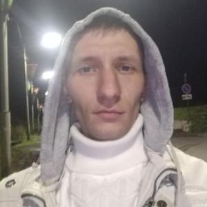 Виктор, 32 года, Петропавловск-Камчатский