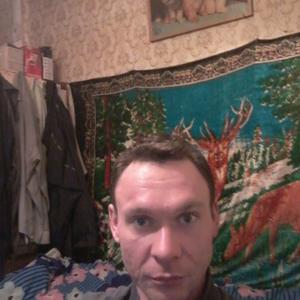 Парни в Гатчине: Андрей, 42 - ищет девушку из Гатчины