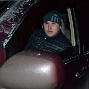 Парни в Нижневартовске: Евгений Карелин, 37 - ищет девушку из Нижневартовска