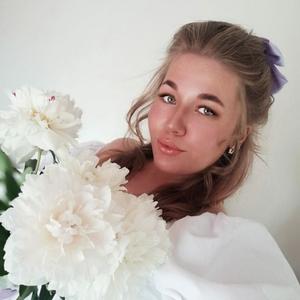 Девушки в Новоалтайске: Ирина, 27 - ищет парня из Новоалтайска