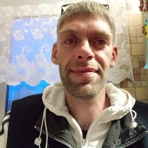 Парни в Черногорске: Станислав, 44 - ищет девушку из Черногорска
