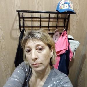 Девушки в Нижний Новгороде: Елена, 44 - ищет парня из Нижний Новгорода