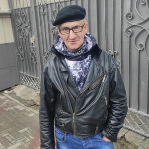 Парни в Геленджике: Владимир, 48 - ищет девушку из Геленджика