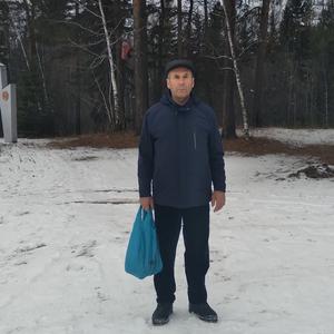 Анатолий, 64 года, Улькан