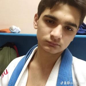 Илья, 19 лет, Троицк