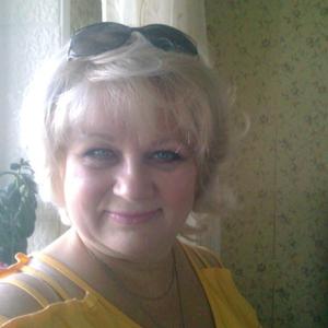 Виктория, 64 года, Донецк