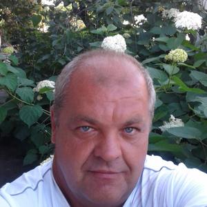Парни в Лабинске: Виталий, 48 - ищет девушку из Лабинска