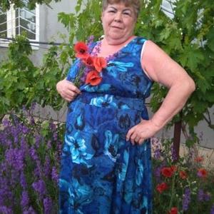 Галина, 66 лет, Саратов