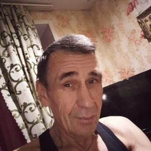 Парни в Камышлове: Витя, 60 - ищет девушку из Камышлова