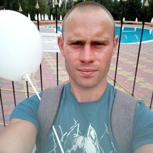 Парни в Миргороде: Андрей, 28 - ищет девушку из Миргорода