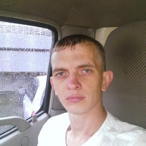 Игорь Анатольевич, 39 лет, Большой Камень