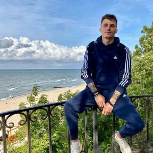 Парни в Калининграде: Илья, 27 - ищет девушку из Калининграда