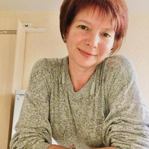 Девушки в Вятские Поляны: Светлана, 49 - ищет парня из Вятские Поляны