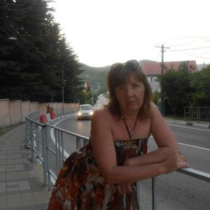 Девушки в Ефремове: Елена, 56 - ищет парня из Ефремова