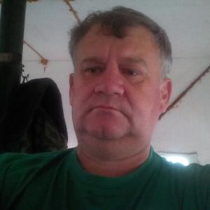 Олег, 58 лет, Майкоп