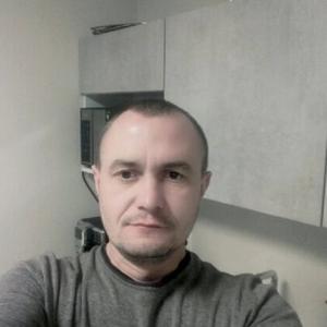 Парни в Толочине: Сергей, 42 - ищет девушку из Толочина