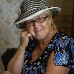 Людмила, 73 года, Томск