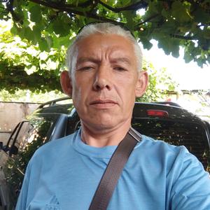 Анатолий, 48 лет, Валуйки