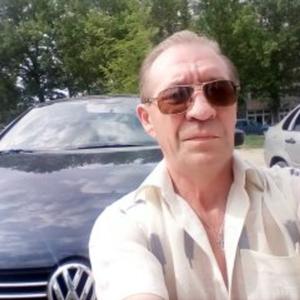 Парни в Урюпинске: Валерий Михайличенко, 61 - ищет девушку из Урюпинска