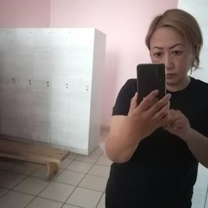 Девушки в Горно-Алтайске: Асель, 48 - ищет парня из Горно-Алтайска