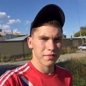 Парни в Новосибирске: Павел, 25 - ищет девушку из Новосибирска
