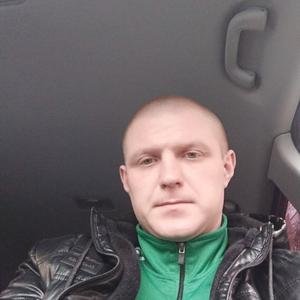 Парни в Череповце: Михаил, 22 - ищет девушку из Череповца