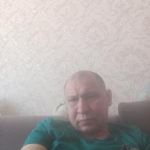 Парни в Стерлитамаке (Башкортостан): Альфред, 49 - ищет девушку из Стерлитамака (Башкортостан)