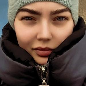 Девушки в Новосибирске: Дарья, 28 - ищет парня из Новосибирска