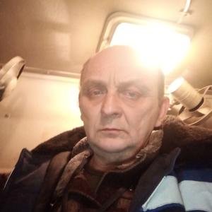 Олег, 51 год, Новомосковск