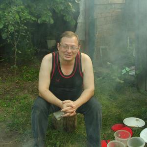 Олег, 61 год, Волжский
