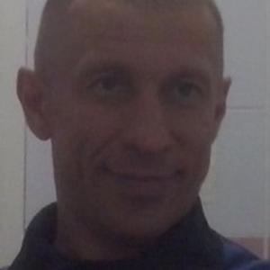 Парни в Усинске: Serj Gorelik, 48 - ищет девушку из Усинска