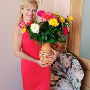 Девушки в Владикавказе: Марго, 51 - ищет парня из Владикавказа