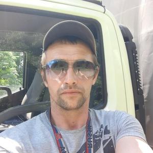 Иван, 44 года, Рославль