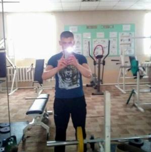 Парни в Томске: Дмитрий, 29 - ищет девушку из Томска