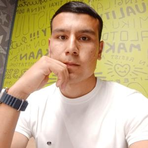 Рустам, 23 года, Владивосток