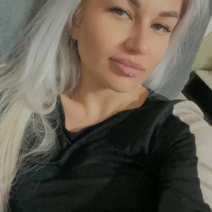 Девушки в Йошкар-Оле: Анастасия Андреевна, 31 - ищет парня из Йошкар-Олы