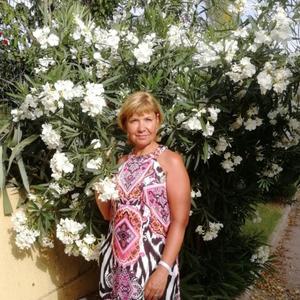 Елена, 59 лет, Кировск