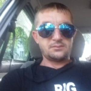 Виктор, 33 года, Усть-Джегута