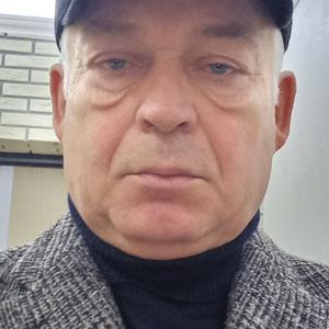 Сергей, 66 лет, Саратов