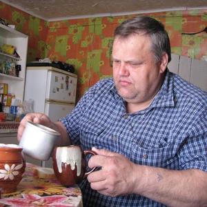 Парни в Пскове: Leonid, 60 - ищет девушку из Пскова