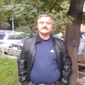 Парни в Ростове: Александр Кузнецов, 64 - ищет девушку из Ростова