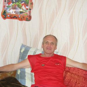 Парни в Саратове: Александр, 68 - ищет девушку из Саратова