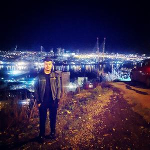 Парни в Владивостоке: Aziz, 25 - ищет девушку из Владивостока
