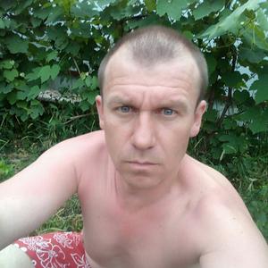 Парни в Крымске: Игорь, 46 - ищет девушку из Крымска